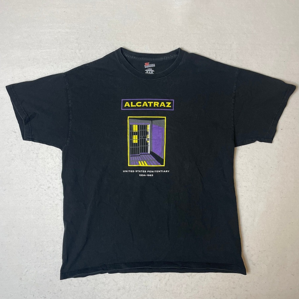 Vintage Alcatraz‎ Penitentiary T Shirt Hanes Regulation 5 Black Size L
